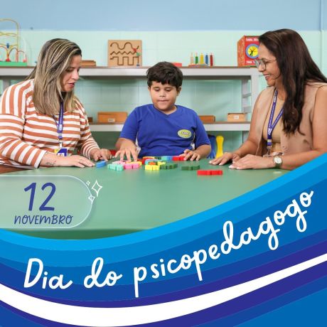  Hoje celebramos o olhar sensível, acolhedor e transformador daqueles que se dedicam a compreender o processo de aprender — e também de ensinar.